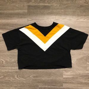 Retro Style Cute Cropped Tee